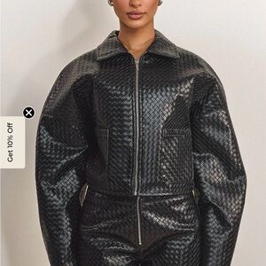 ⭐️MARS THE LABEL ⭐️Black Textured Cropped Jacket